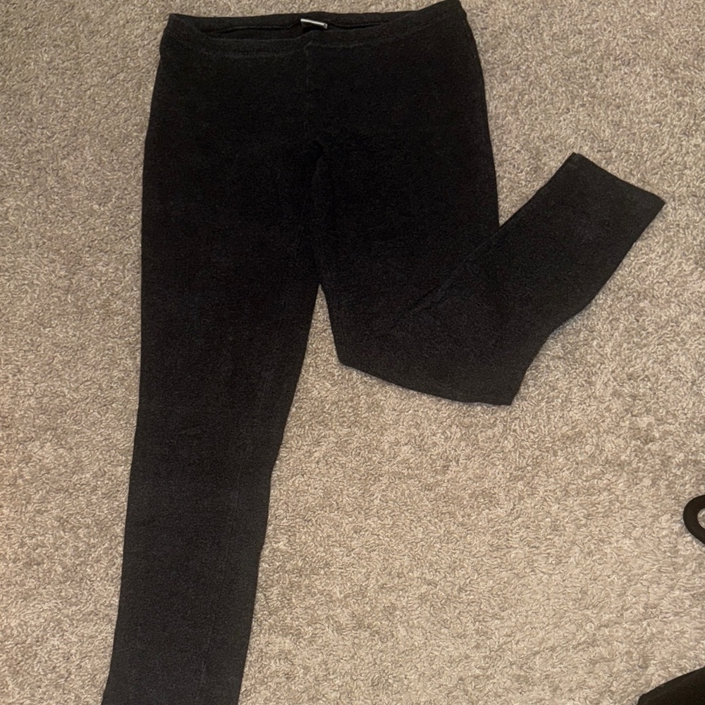Dark grey leggings